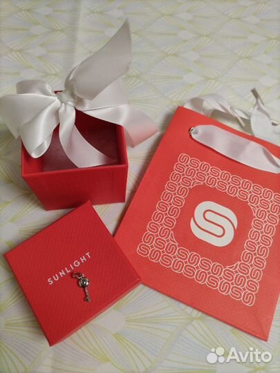 Серебряная подвеска ключик в подарочной коробочке