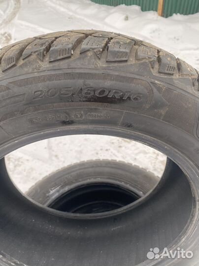 Dunlop SP Winter Ice02 205/60 R16 96T