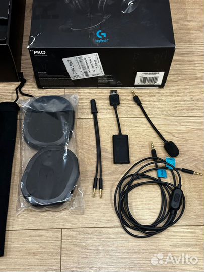 Наушники Logitech G Pro X