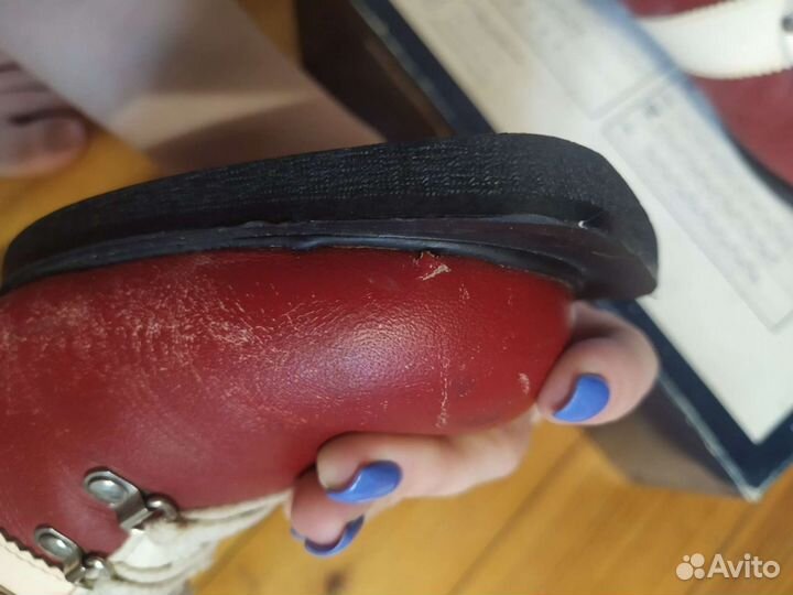 Лыжные ботинки Чехия, коньки Советские