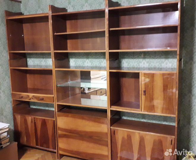 Книжный шкаф стеллаж - дерево