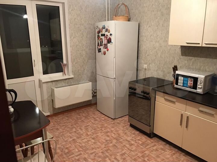 1-к. квартира, 35 м², 14/18 эт.