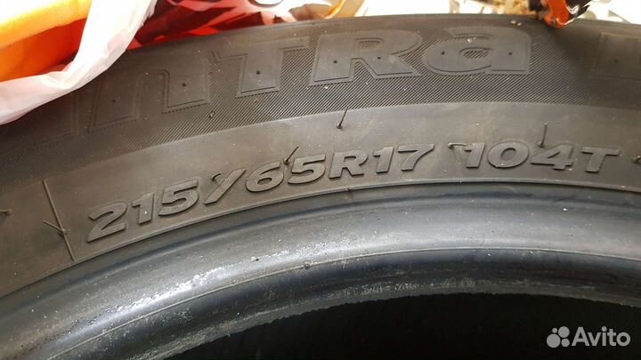 Hankook Vantra LT RA18 215/65 R17 104