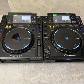 Пара Dj проигрывателей Pioneer CDJ 2000