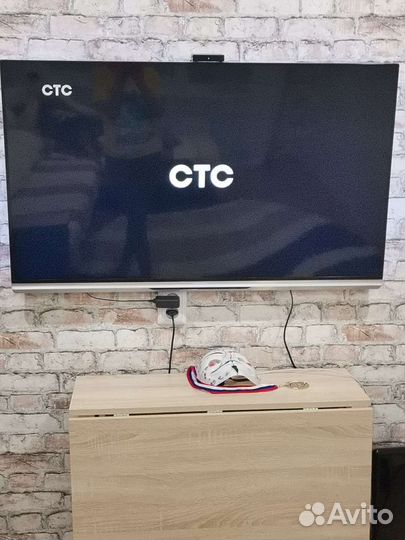 Телевизор Philips smart 47