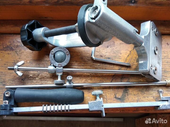 Точилка для ножей с поворотным механизмом