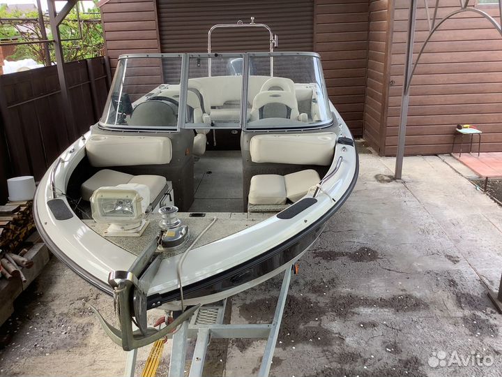 Катер Crestliner 1850 Sportfish SST
