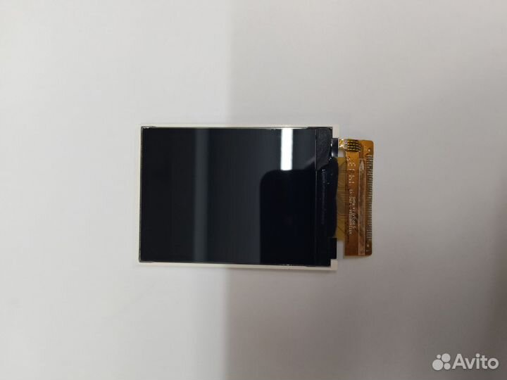 Дисплей fly ds132