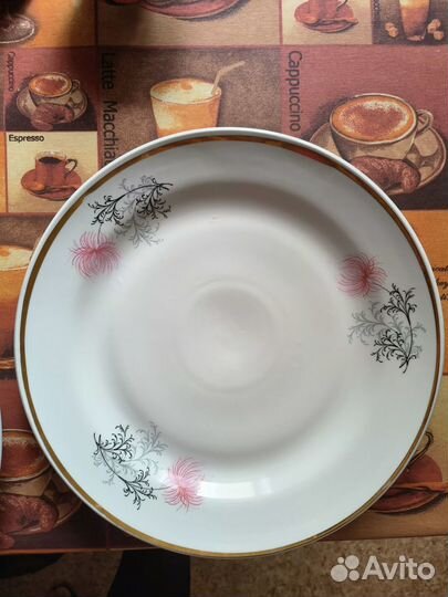 Блюдо круглое сервировочное 35-36 см, 2 разных