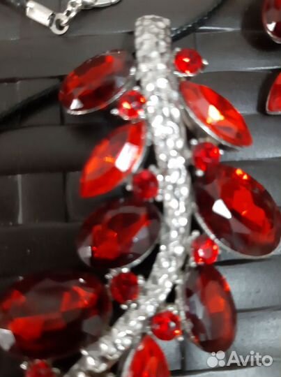 Серьги и подвеска