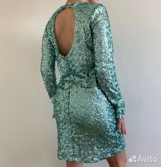 Платье с пайетками