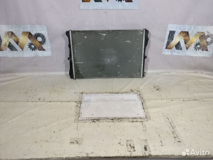 Мерседес W213 2016- Радиатор основной 17590