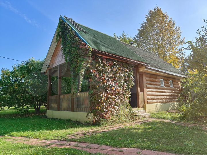 Коттедж 300 м² на участке 30 сот.