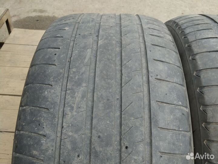 Bridgestone Alenza 001 285/40 R21