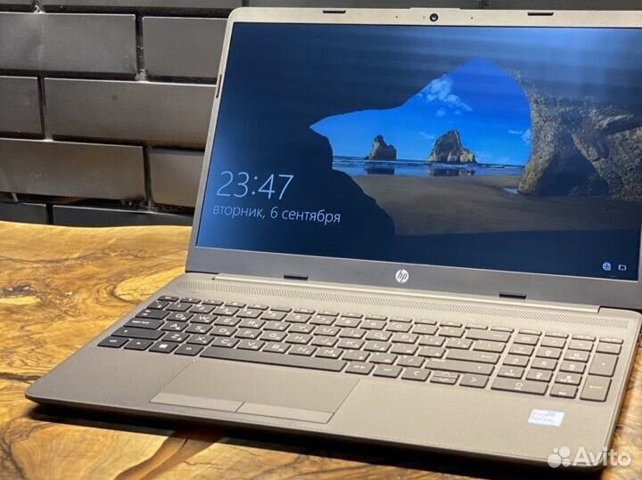 Ноутбук HP 250 G8 i5-1135G7/8Gb/512 NVMe