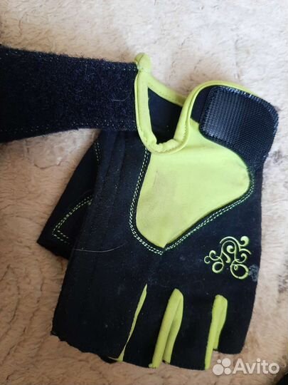 Перчатки для спорта