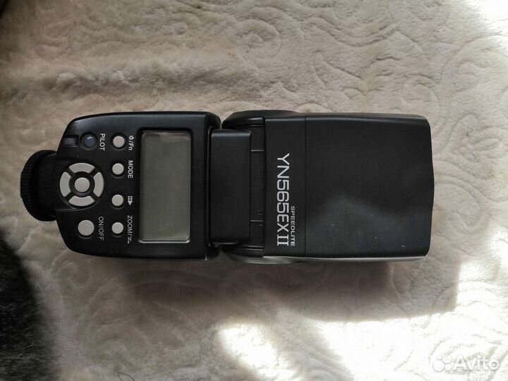 Фотовспышка yongnuo