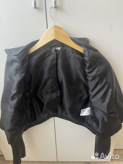 Куртка кожаная женская 38 р