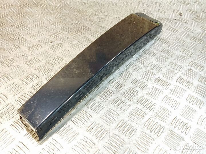 Накладка Volkswagen Touareg 2002 2010