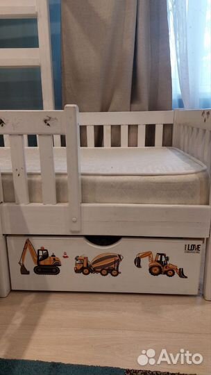 Детская угловая двухместная кровать домик