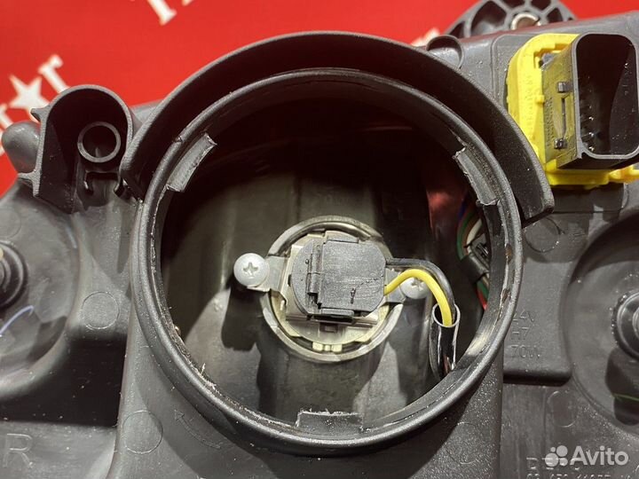 Фара правая 2018г Daf XF106