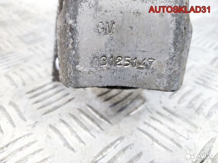 Усилитель заднего бампера Opel Astra H 13125147