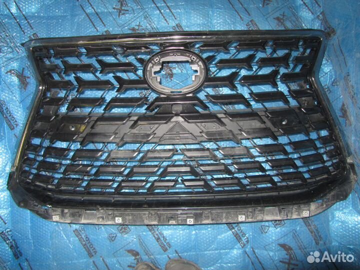 Хром молдинг решетки радиатора lexus LX