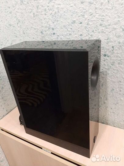 Yamaha NS-SW 210
