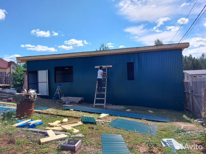 Бригада строителей