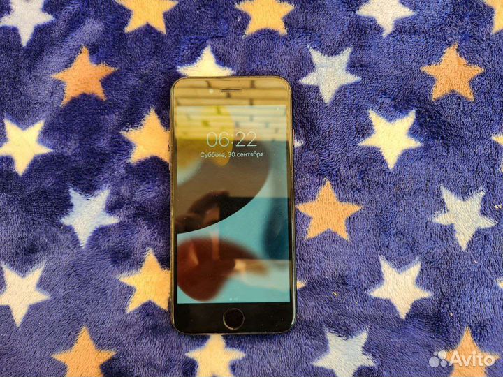 iPhone 7 128 идеал