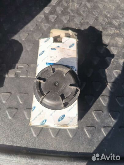 Крышка на фару ford focus 3