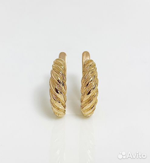 Золотые серьги