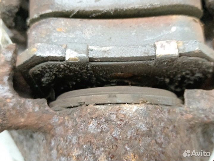 Суппорт задний левый для Opel Vectra B