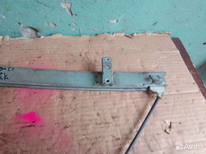 Перед. лев. мех. Стеклоподьемник Ниссан Террано 1