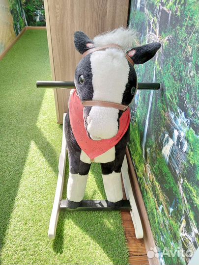 Лошадь качалка