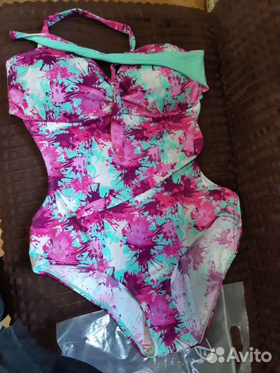 Купальники женские