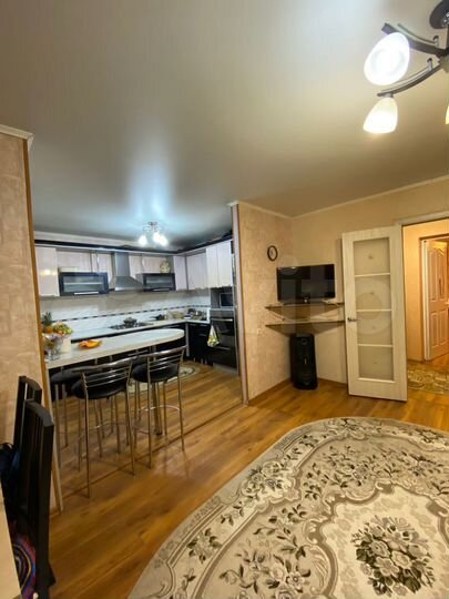 4-к. квартира, 74,2 м², 7/10 эт.