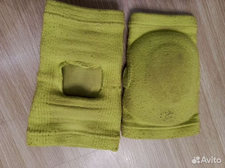 Наколенники для волейбола asics