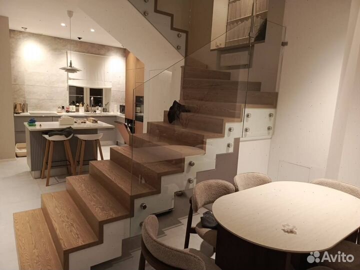 Лестничные ограждения из стекла Перила