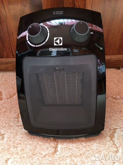 Керамический обогреватель Electrolux