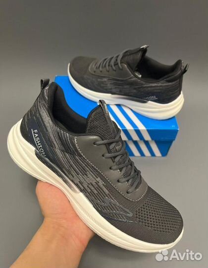 Кроссовки мужские оптом