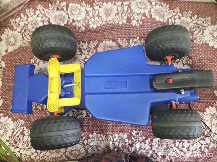 Детская машина каталка Б/У