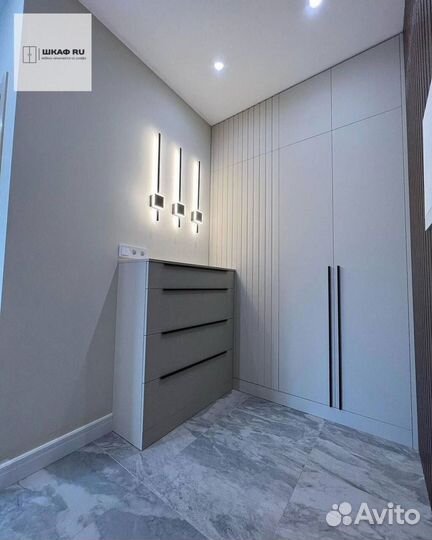 Шкаф трехстворчатый (и другие)