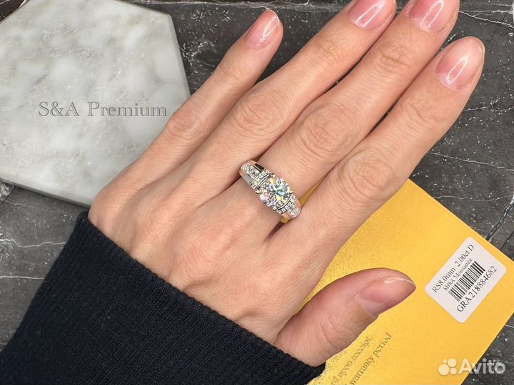 Новое кольцо с муассанитом 2 карата белое золото