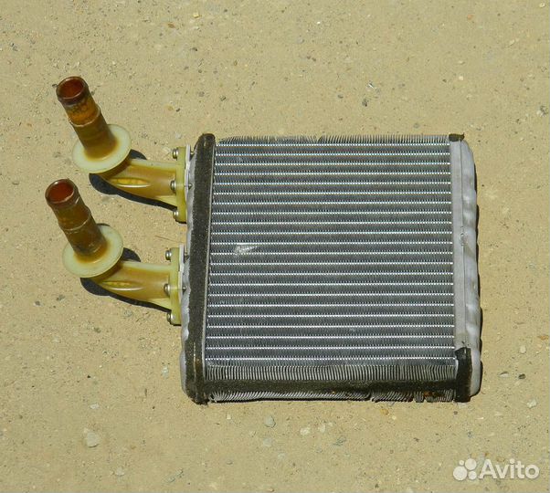 Радиатор печки Maxima A32