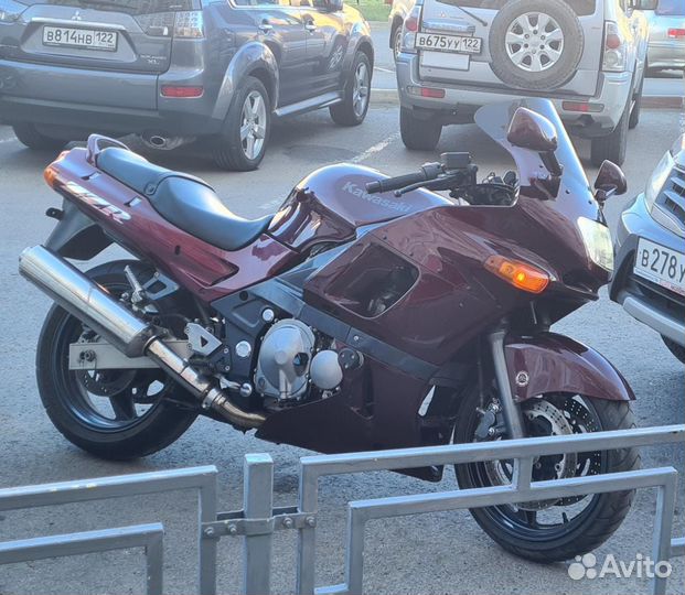 Kawasaki ZZR 400 2 2004 г