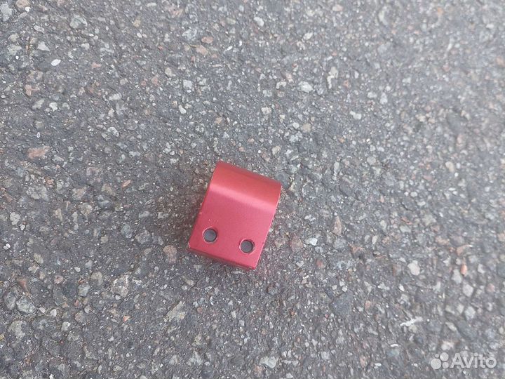 Зажим и вилка для трюкого самоката