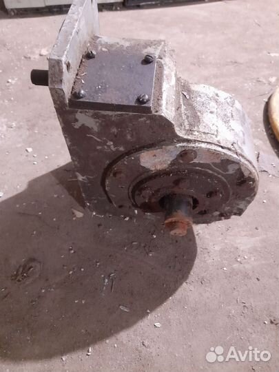 Понижающий редуктор