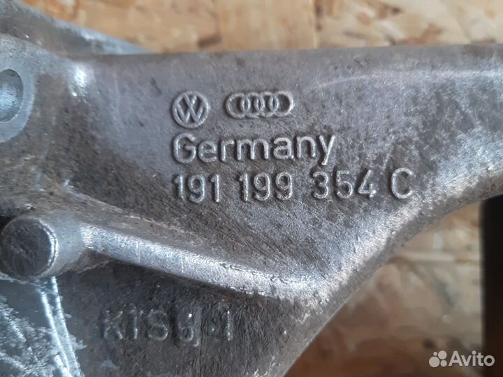 Кронштейн двигателя фольксваген гольф 2