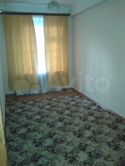 4-к. квартира, 60 м², 2/5 эт.